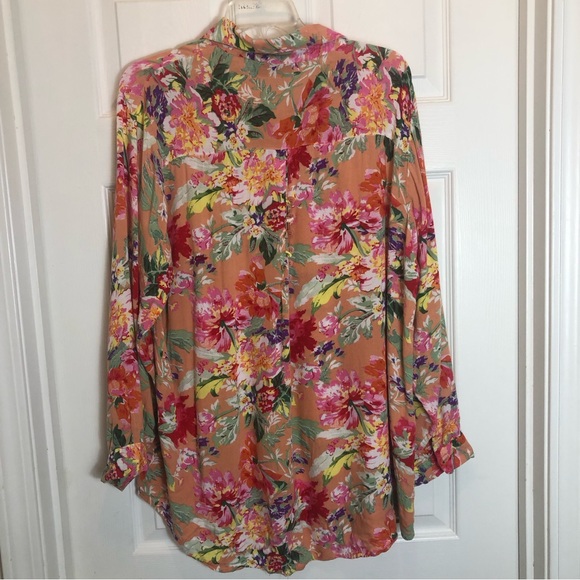 S.R. Fashion Floral Button Down Blouse Size XXL - Picture 7 of 8